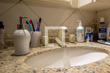 Casa de condomínio à venda com 310m², 4 quartos e 2 vagasBanheiro Social