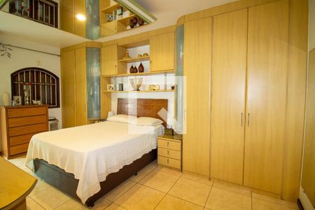 Casa de condomínio à venda com 310m², 4 quartos e 2 vagasSuíte 1