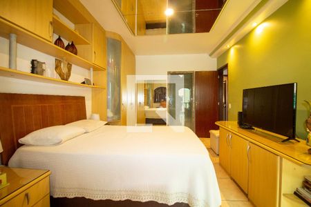 Casa de condomínio à venda com 310m², 4 quartos e 2 vagasSuíte 1