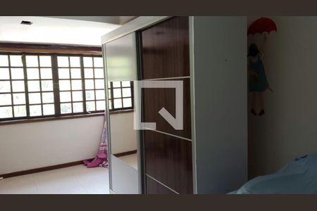 Casa à venda com 200m², 3 quartos e 3 vagas