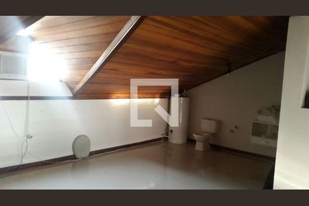 Casa à venda com 200m², 3 quartos e 3 vagas
