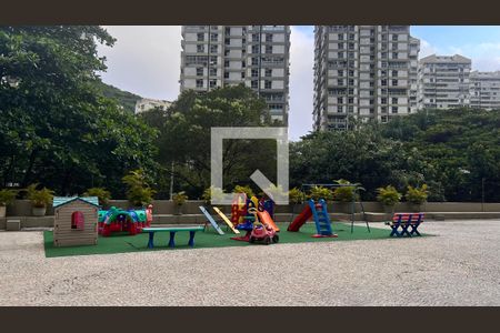 Apartamento à venda com 114m², 2 quartos e 1 vaga