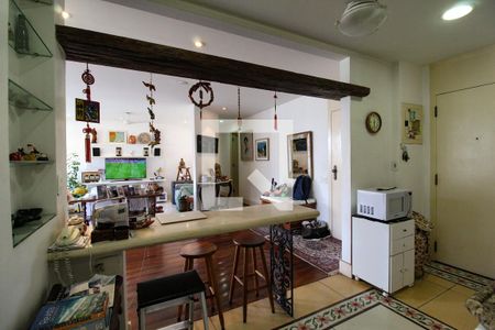 Apartamento à venda com 114m², 2 quartos e 1 vaga Apartamento à venda com 114m², 2 quartos e 1 vagaCozinha