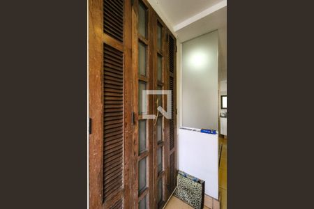 Apartamento à venda com 114m², 2 quartos e 1 vaga Apartamento à venda com 114m², 2 quartos e 1 vagaÁrea de Serviço