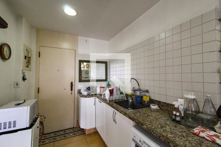 Apartamento à venda com 114m², 2 quartos e 1 vaga Apartamento à venda com 114m², 2 quartos e 1 vagaCozinha