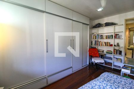 Apartamento à venda com 114m², 2 quartos e 1 vaga Apartamento à venda com 114m², 2 quartos e 1 vagaQuarto