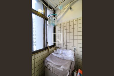 Apartamento à venda com 114m², 2 quartos e 1 vaga Apartamento à venda com 114m², 2 quartos e 1 vagaÁrea de Serviço