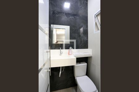 Casa à venda com 278m², 3 quartos e 4 vagasLavabo da Área Gourmet