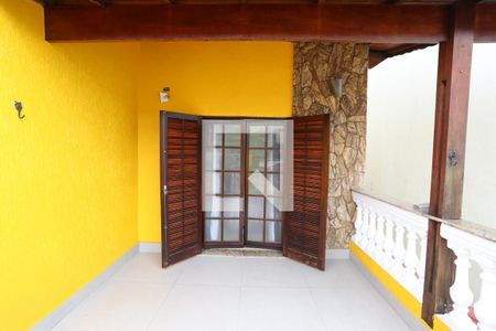 Casa à venda com 278m², 3 quartos e 4 vagasVaranda da Suíte