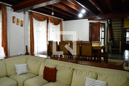 Sala de casa de condomínio para alugar com 6 quartos, 450m² em Granja Viana Ii, Cotia