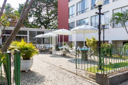 Apartamento à venda com 80m², 3 quartos e 1 vaga Apartamento à venda com 80m², 3 quartos e 1 vagaÁrea comum - Piscina