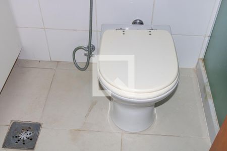 Apartamento à venda com 80m², 3 quartos e 1 vaga Apartamento à venda com 80m², 3 quartos e 1 vagaBanheiro