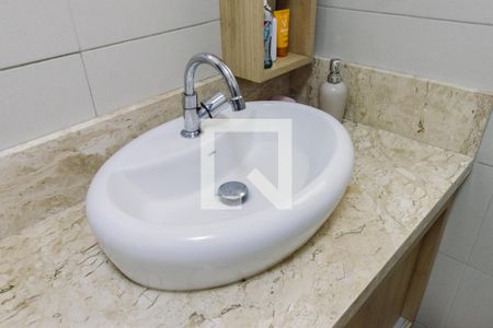 Apartamento à venda com 105m², 3 quartos e 1 vaga Apartamento à venda com 105m², 3 quartos e 1 vagaBanheiro Pia