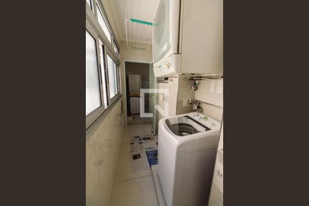 Apartamento à venda com 105m², 3 quartos e 1 vaga Apartamento à venda com 105m², 3 quartos e 1 vagaLavanderia