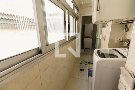 Apartamento à venda com 105m², 3 quartos e 1 vaga Apartamento à venda com 105m², 3 quartos e 1 vagaLavanderia