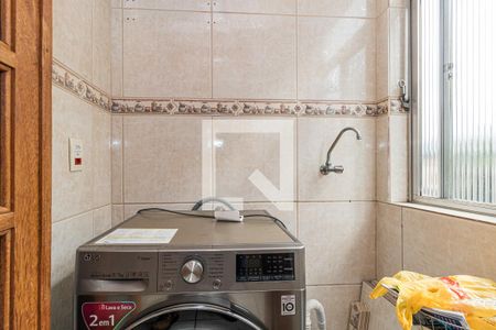 Apartamento para alugar com 60m², 2 quartos e sem vagaCozinha e Área de Serviço