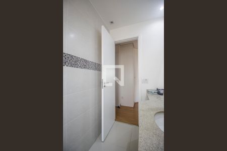 Apartamento à venda com 107m², 3 quartos e 2 vagasBanheiro da Suíte