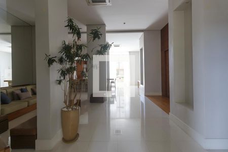 Apartamento à venda com 107m², 3 quartos e 2 vagasEntrada