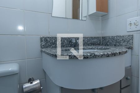 Apartamento para alugar com 60m², 2 quartos e 1 vagaDetalhe Banheiro 