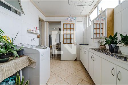 Apartamento à venda com 193m², 4 quartos e 1 vaga Apartamento à venda com 193m², 4 quartos e 1 vagaÁrea de serviço