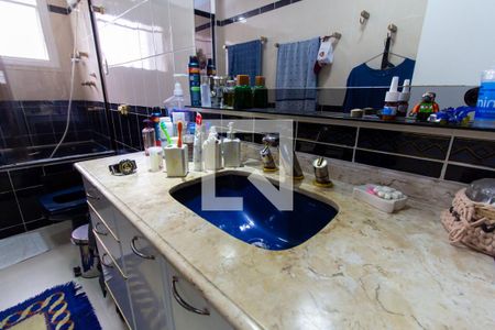 Apartamento à venda com 109m², 3 quartos e 1 vaga Apartamento à venda com 109m², 3 quartos e 1 vagaBanheiro da Suíte