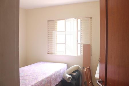 Casa à venda com 120m², 3 quartos e 2 vagasQuarto 2