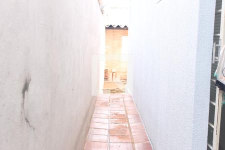 Casa à venda com 120m², 3 quartos e 2 vagasCorredor