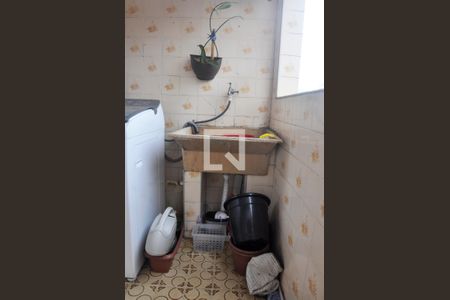 Casa à venda com 338m², 2 quartos e 1 vaga Casa à venda com 338m², 2 quartos e 1 vagaCasa 01 - Detalhe - Área de Serviço