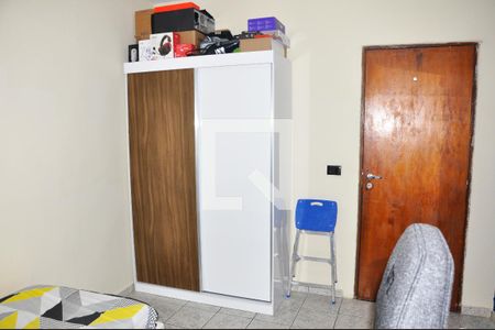 Casa à venda com 338m², 2 quartos e 1 vaga Casa à venda com 338m², 2 quartos e 1 vagaCasa 01 - Detalhe - Quarto 02