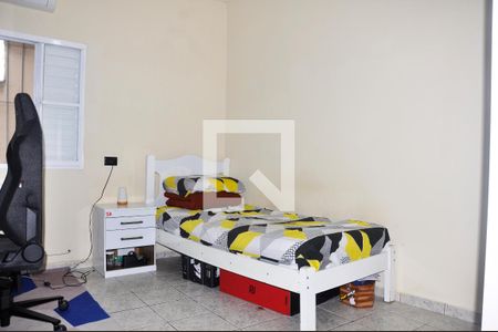 Casa à venda com 338m², 2 quartos e 1 vaga Casa à venda com 338m², 2 quartos e 1 vagaCasa 01 - Detalhe - Quarto 02