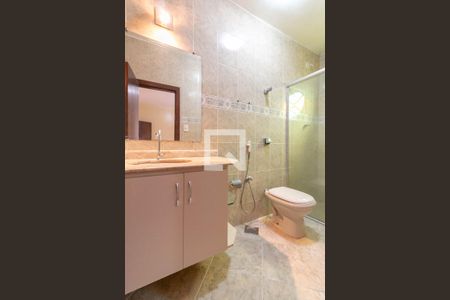 Casa à venda com 174m², 4 quartos e 1 vaga Casa à venda com 174m², 4 quartos e 1 vagaBanheiro da Suíte