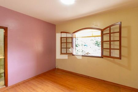 Casa à venda com 174m², 4 quartos e 1 vaga Casa à venda com 174m², 4 quartos e 1 vagaQuarto Suíte