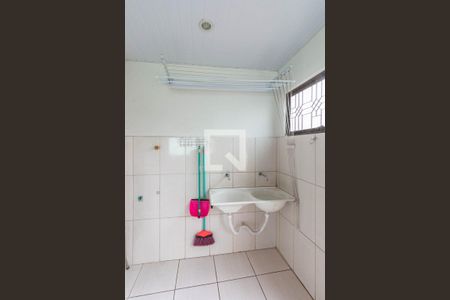 Casa à venda com 174m², 4 quartos e 1 vaga Casa à venda com 174m², 4 quartos e 1 vagaÁrea de Serviço