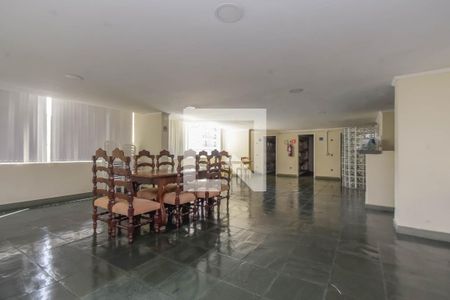 Apartamento à venda com 48m², 1 quarto e sem vaga Apartamento à venda com 48m², 1 quarto e sem vagaÁrea comum - Salão de festas