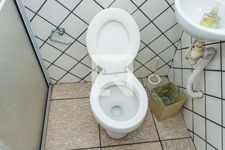 Casa para alugar com 600m², 4 quartos e 15 vagasBanheiro piscina