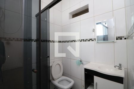 Banheiro da Suíte de casa para alugar com 2 quartos, 125m² em Parque Colonial, São Paulo
