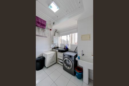 Apartamento à venda com 184m², 4 quartos e 3 vagasLavanderia