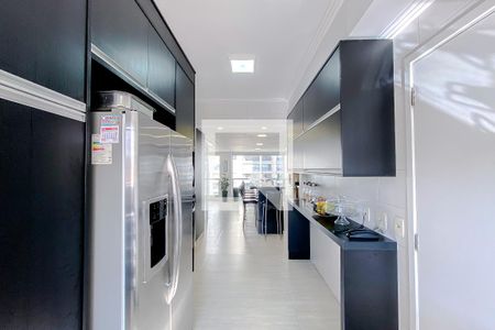 Apartamento à venda com 184m², 4 quartos e 3 vagasCozinha