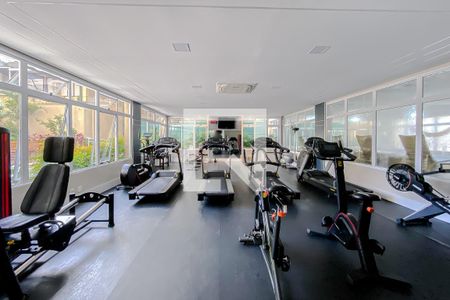 Apartamento à venda com 184m², 4 quartos e 3 vagasÁrea comum - Academia