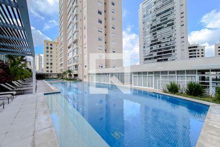 Apartamento à venda com 184m², 4 quartos e 3 vagasÁrea comum - Piscina