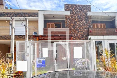 Casa à venda com 139m², 3 quartos e 1 vagaFachada