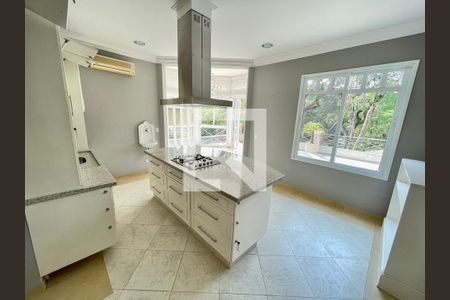 Casa à venda com 1300m², 4 quartos e 6 vagas