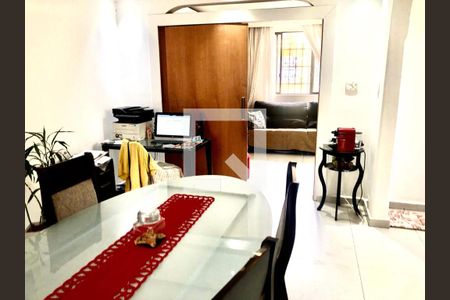 Casa à venda com 160m², 3 quartos e sem vaga