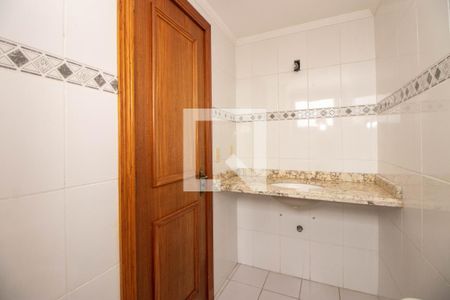 Apartamento à venda com 240m², 3 quartos e 5 vagasBanheiro da Suíte 1