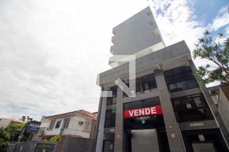 Apartamento à venda com 240m², 3 quartos e sem vaga Apartamento à venda com 240m², 3 quartos e sem vagaFachada