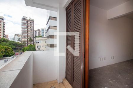 Apartamento à venda com 240m², 3 quartos e sem vaga Apartamento à venda com 240m², 3 quartos e sem vagaSuíte 3 - Varanda