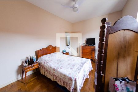 Casa à venda com 262m², 4 quartos e 3 vagas Casa à venda com 262m², 4 quartos e 3 vagasQuarto 3