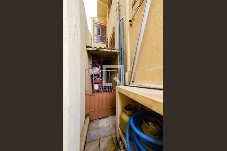 Casa à venda com 262m², 4 quartos e 3 vagas Casa à venda com 262m², 4 quartos e 3 vagasCanil