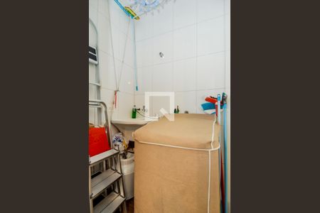 Casa à venda com 200m², 3 quartos e 4 vagasÁrea de Serviço