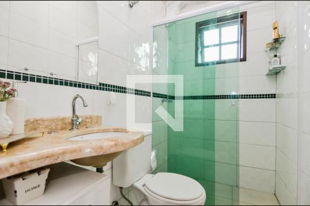 Casa à venda com 200m², 3 quartos e 4 vagasBanheiro da Suíte 1